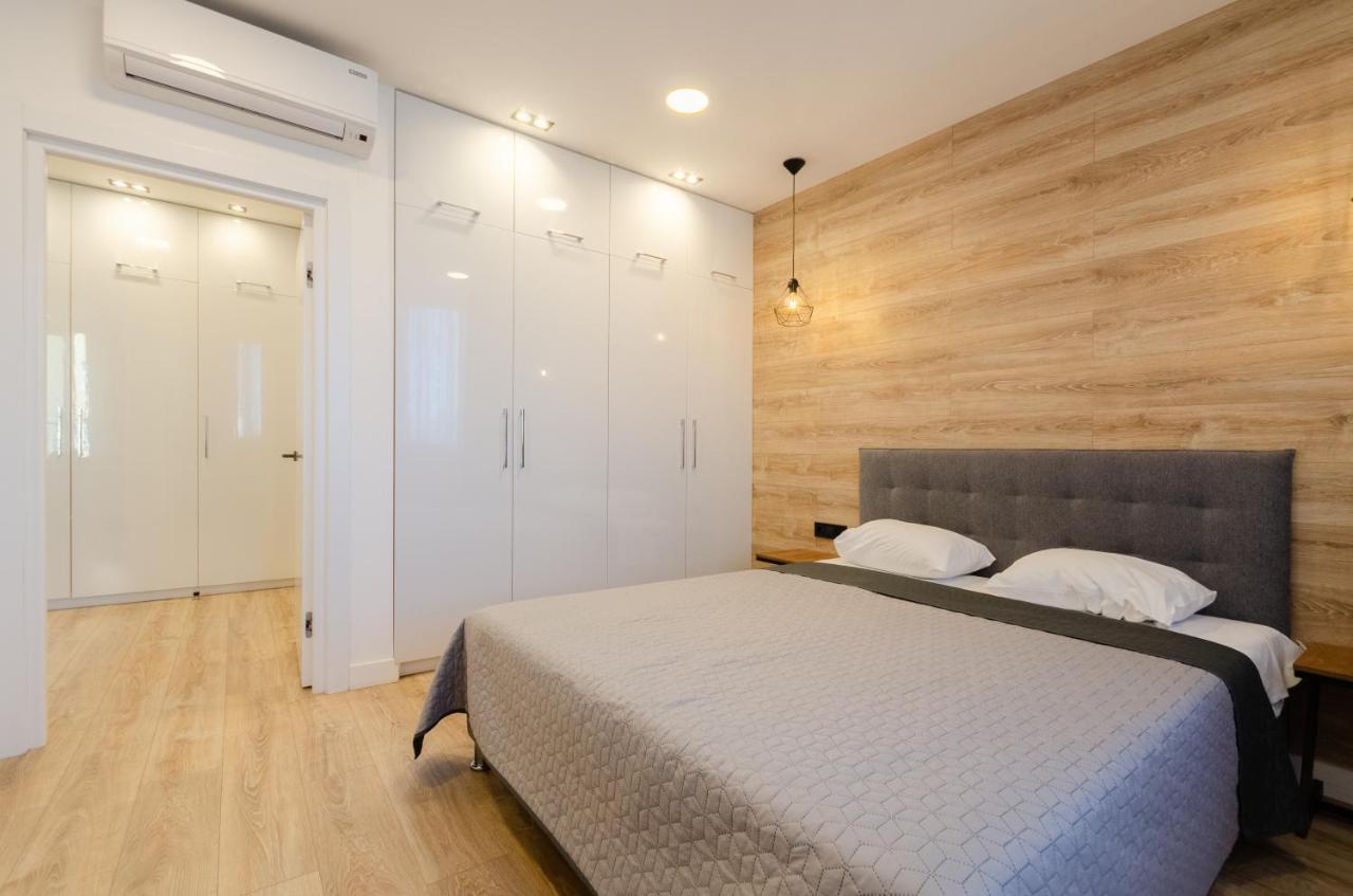 Petrovdom 190-199-216 In Spacious Apartments At Rc New York Concept House Киев Экстерьер фото